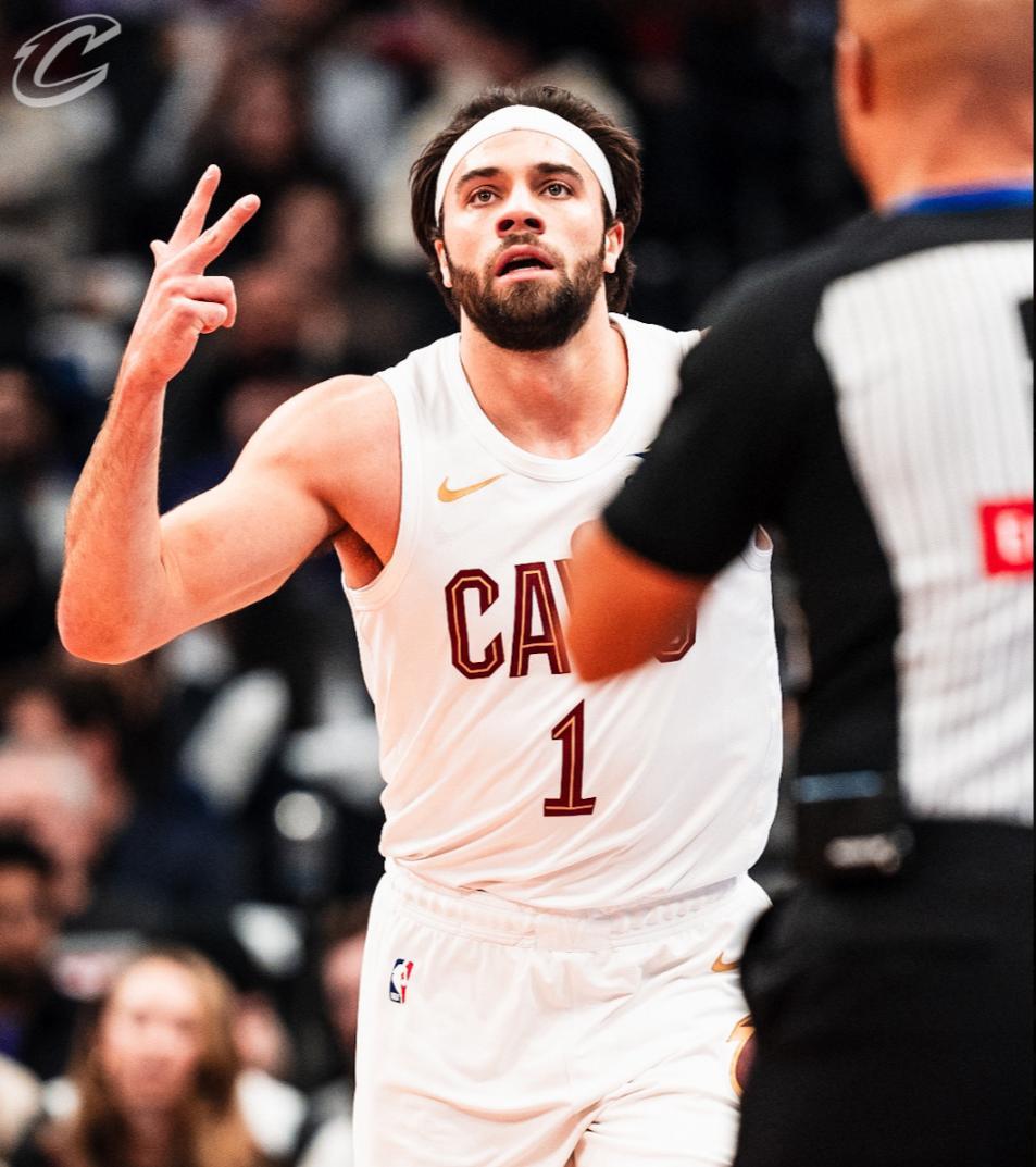 猛龙表现不俗战胜勇士，力挺东部王座的简单介绍