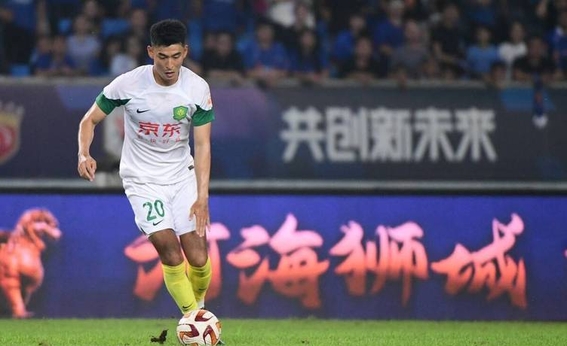 神奇一球逆转,成为球迷心目中的英雄 神奇一球逆转,成为球迷心目中的英雄