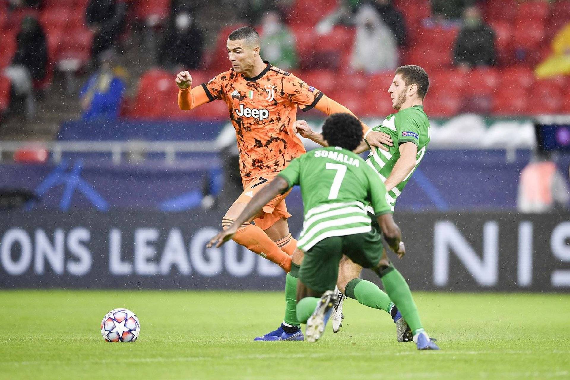 黄埔足球学校锁定进,欧冠决赛之路酝酿的简单介绍 黄埔足球学校锁定进,欧冠决赛之路酝酿的简单介绍