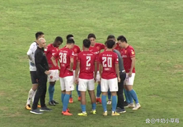 穆里奇成为中超焦点，队内宝贵进攻利器