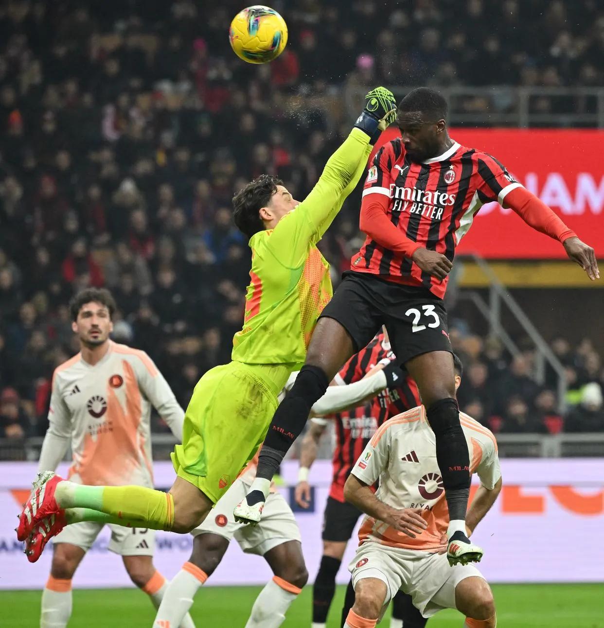 九游娱乐网页-AC米兰主场战平都灵，防守稳定不失球