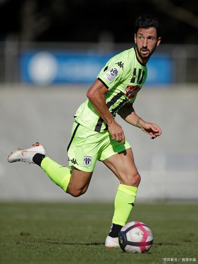 九游娱乐网站-比利亚雷亚尔客场击败克雷尔菲