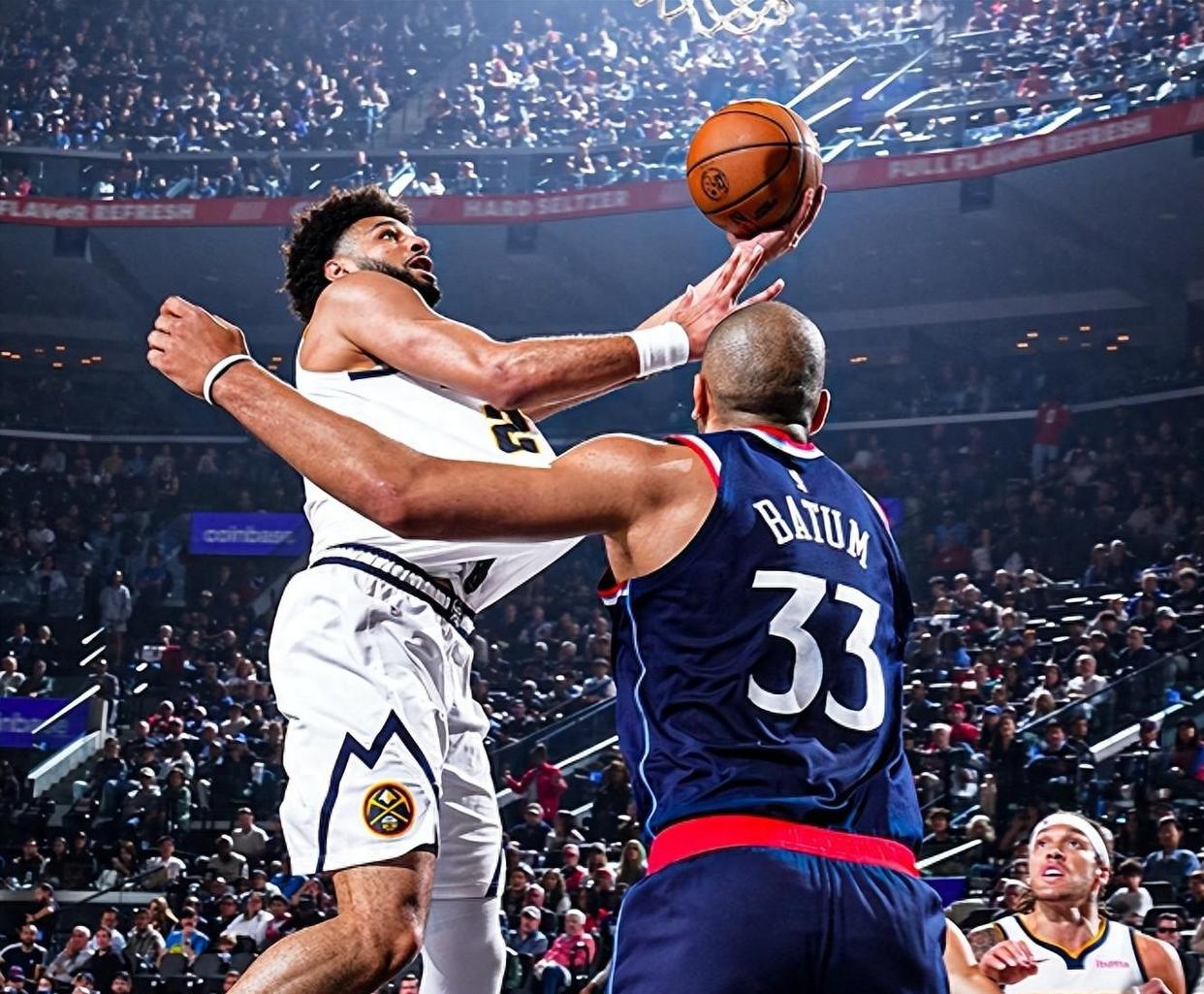 开拓者力战不敌快船遗憾落败