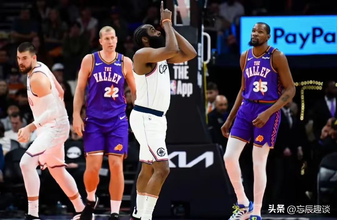 勇士后卫状态神勇，带领球队稳住局面的简单介绍