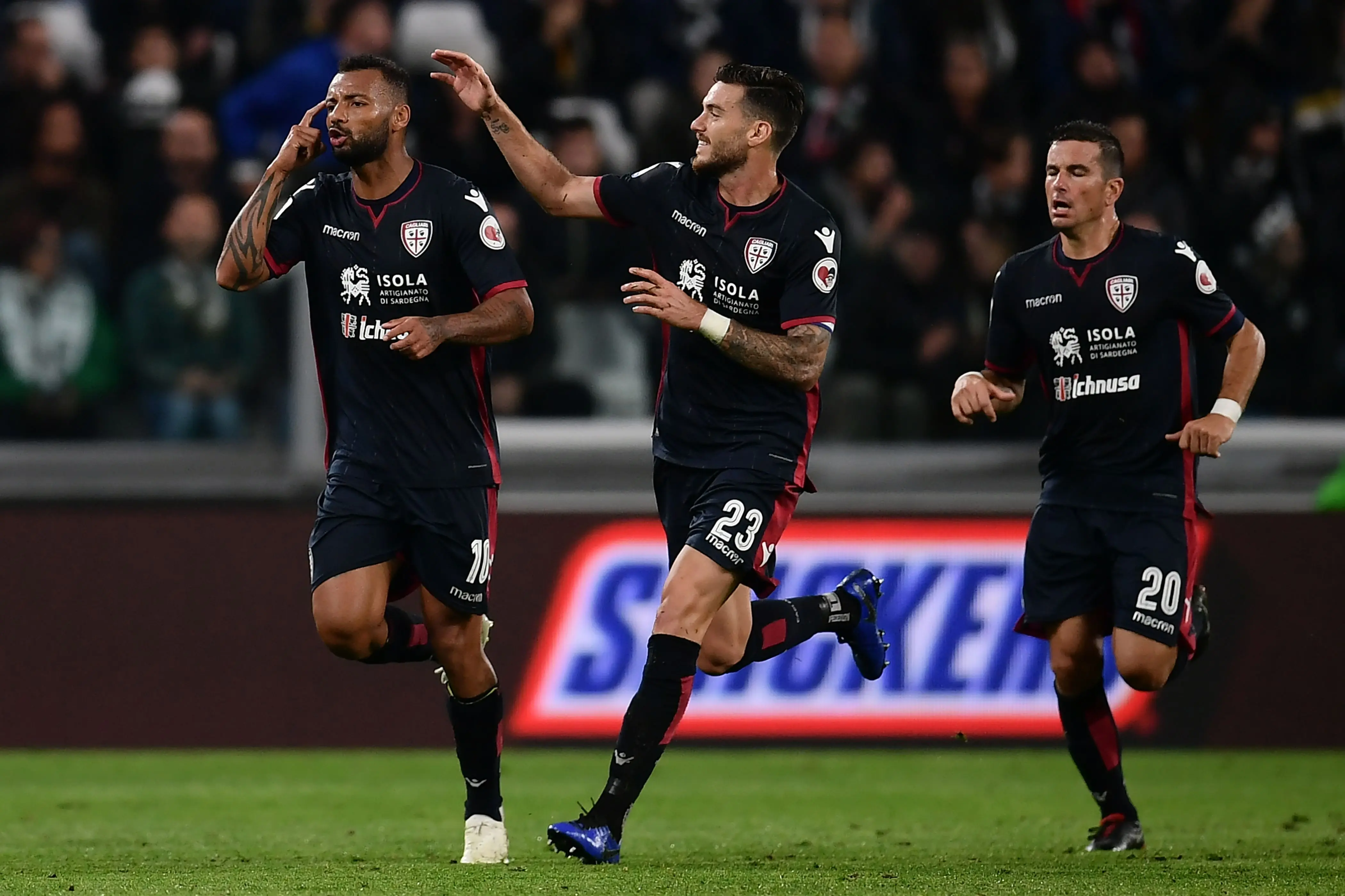 九游娱乐-AC米兰球员团结一心，决意夺得胜利