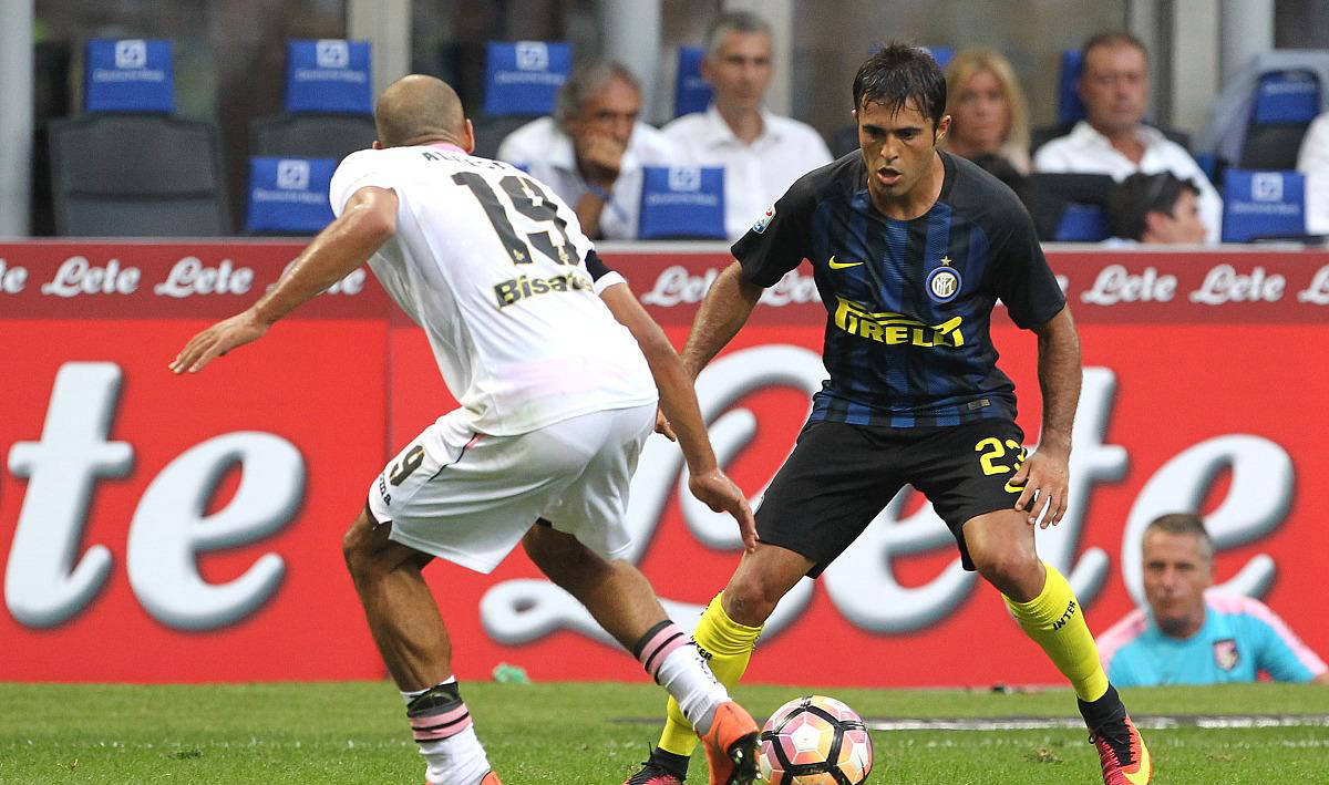 九游app下载-阿贾克斯球队面临危机，广泛调整备战计划