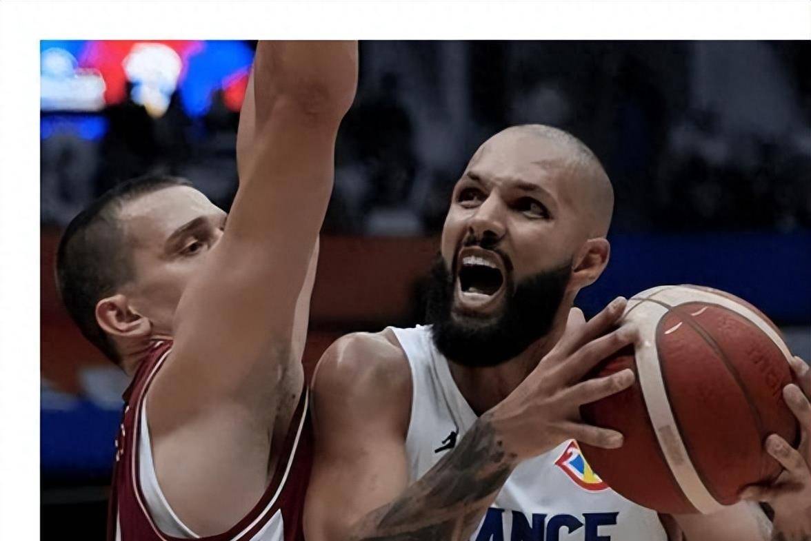 拉脱维亚队击败对手进入淘汰赛阶段