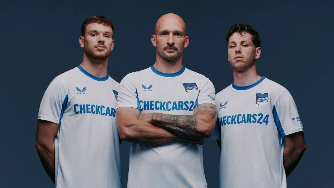 九游娱乐-沙尔克04新援表现抢眼，助球队赢得宝贵三分