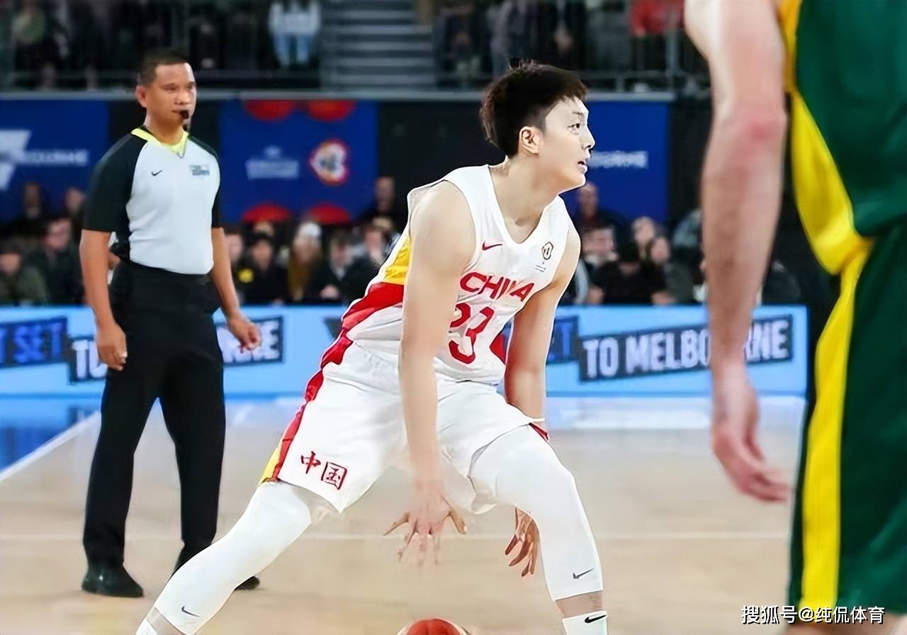 法国篮球队惨败澳大利亚，遗憾止步半决赛的简单介绍