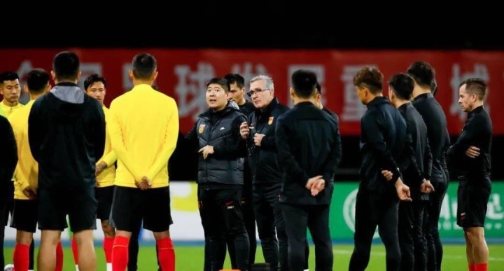 九游娱乐官方网站-包含球队士气高涨，备战状态调至最佳的词条