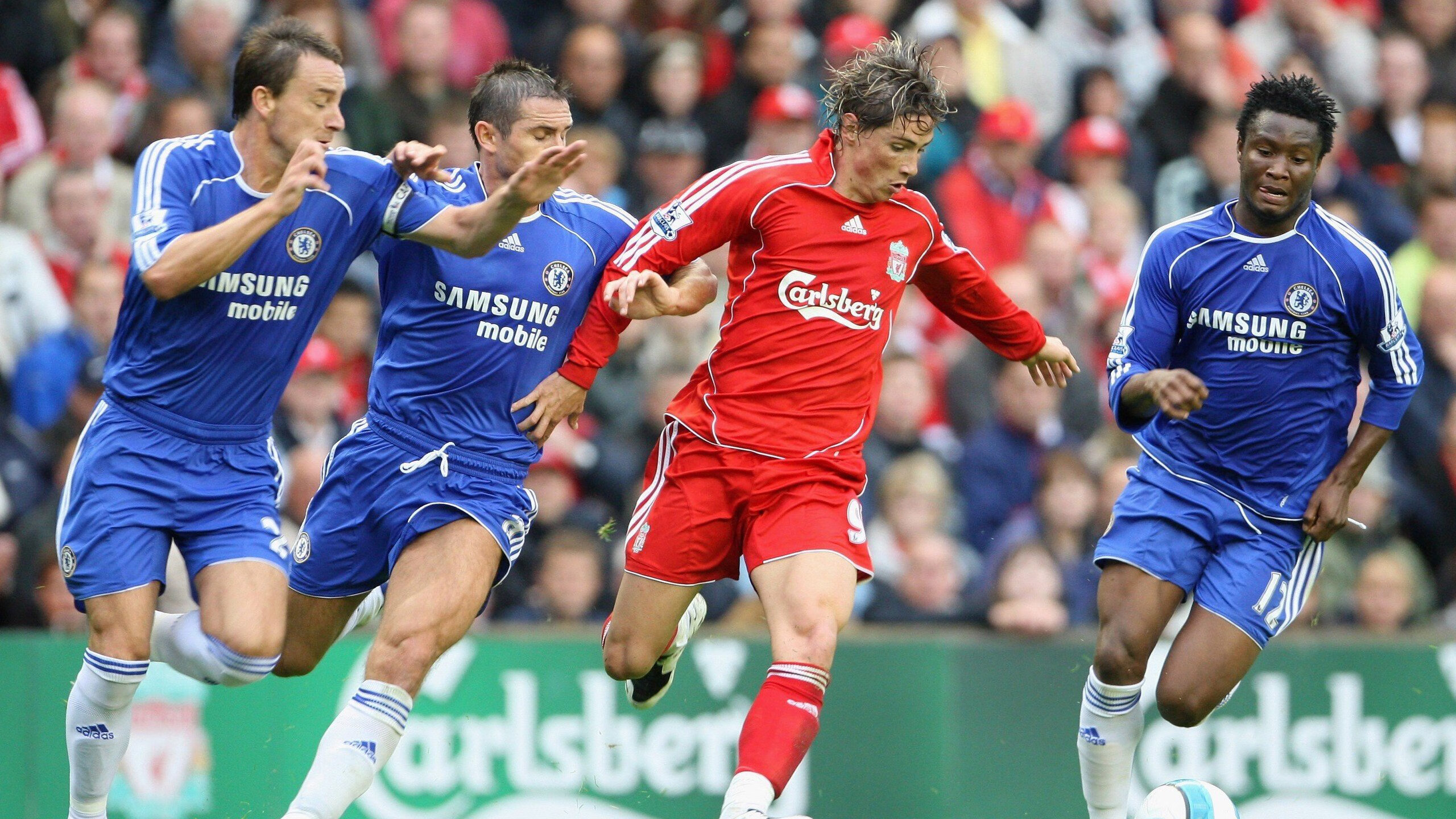 旗帜飘扬，黄喜灿，在生死战夜成为全城的灯塔