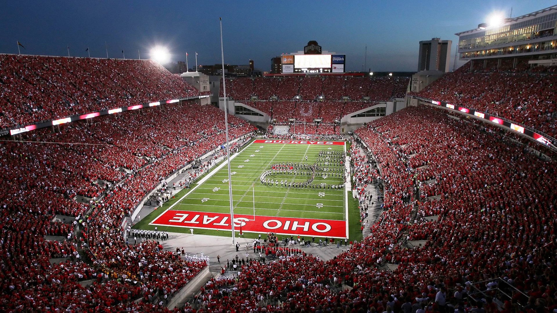 欧冠的抢七之夜，本泽马一锤定音，足球世界为他屏息